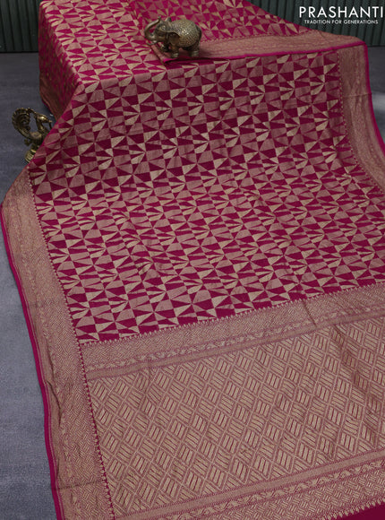 Banarasi georgette saree pink with allover thread & zari woven georgette weaves and woven border