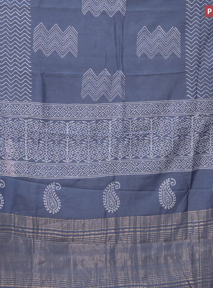 Semi gadwal saree grey with butta prints and zari woven border