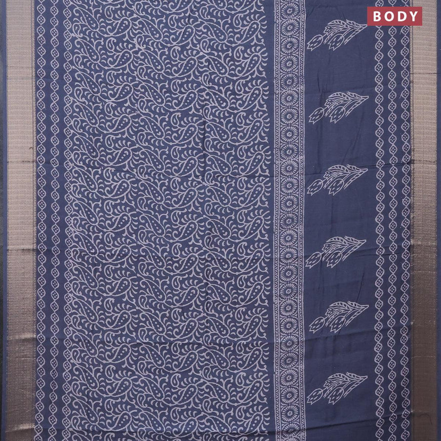 Semi gadwal saree grey shade with floral prints and zari woven border