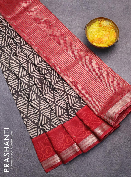 Semi gadwal saree black and maroon with allover geometric prints and zari woven border