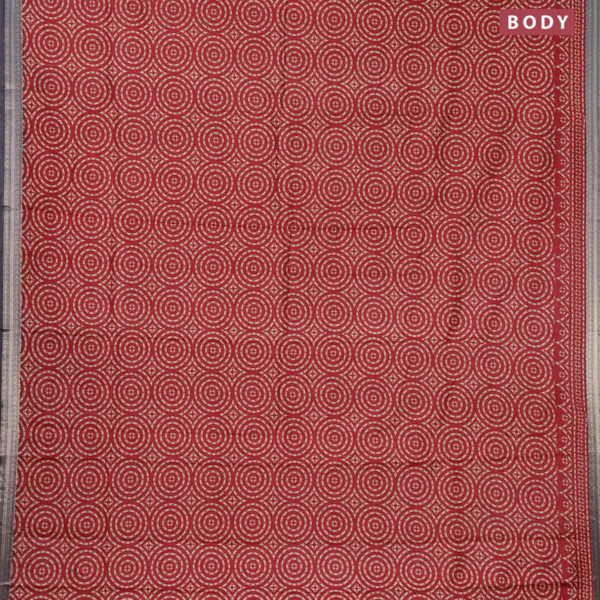 Semi gadwal saree maroon and black with allover geometric prints and zari woven border