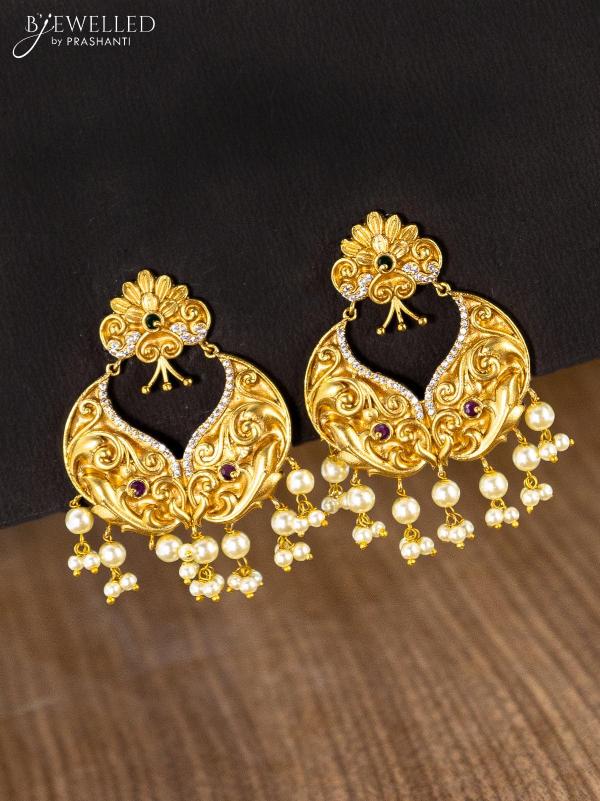 Buy 1800+ Gold Earrings Online | BlueStone.com - India's #1 Online  Jewellery Brand