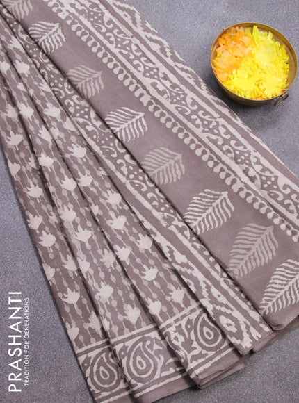 Jaipur cotton saree grey shade with allover dabu prints and printed border - {{ collection.title }} by Prashanti Sarees