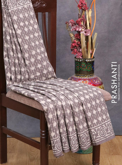 Jaipur cotton saree grey shade with allover dabu prints and printed border - {{ collection.title }} by Prashanti Sarees