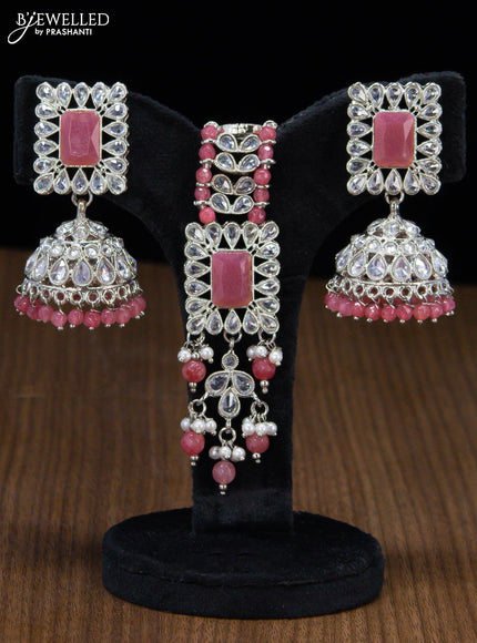 Kundan necklace with pink shade beads and maang tikka - {{ collection.title }} by Prashanti Sarees