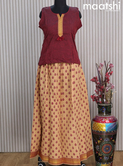 Mangalgiri cotton kids lehenga maroon and sandal with self emboss patch work neck patten and allover butta prints & woven border Sleeve attached - {{ collection.title }} by Prashanti Sarees