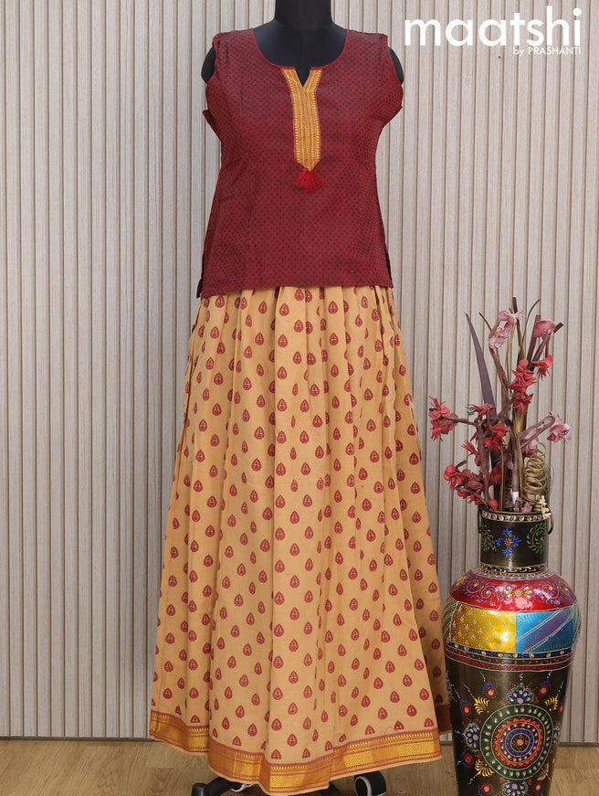 Mangalgiri cotton kids lehenga maroon and sandal with thread weaves & patch work neck pattern and allover butta prints & woven border Sleeve attached - {{ collection.title }} by Prashanti Sarees