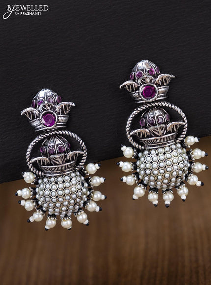 Oxidised earring with ruby stones and pearl - {{ collection.title }} by Prashanti Sarees