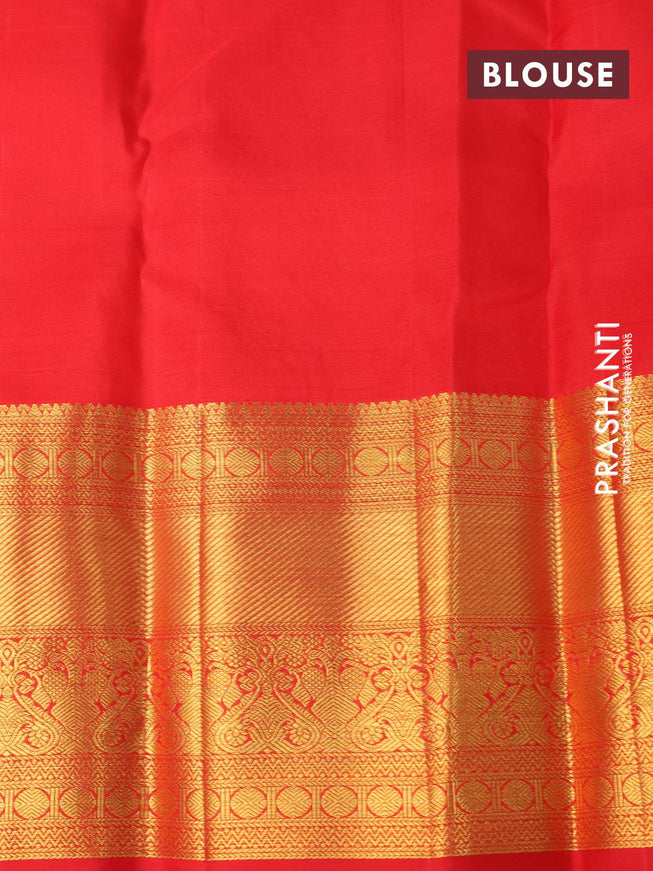 Pure kanjivaram silk saree pastel peach and red with allover zari woven leaf design brocade weaves and long zari woven border - {{ collection.title }} by Prashanti Sarees