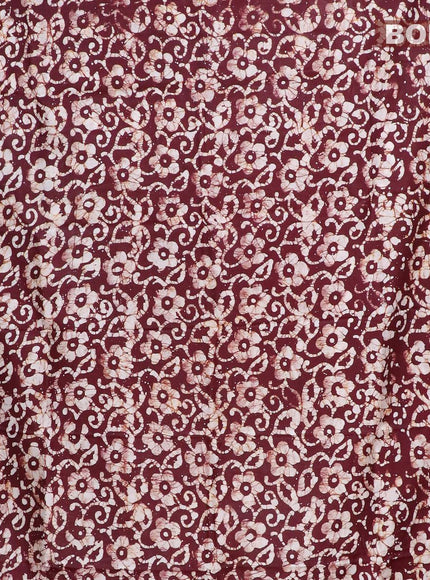 Semi dola saree deep maroon and off white with allover batik prints and kanjivaram style border - {{ collection.title }} by Prashanti Sarees