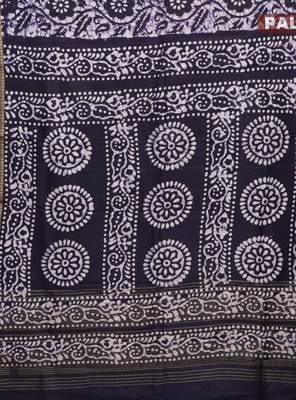 Semi dola saree navy blue and off white with allover batik prints and kanjivaram style border - {{ collection.title }} by Prashanti Sarees