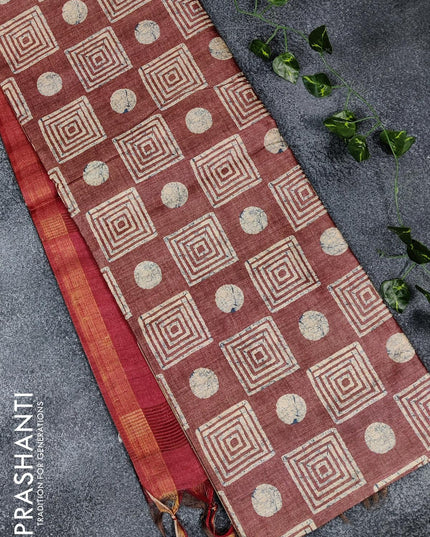 Chappa saree pastel brown and maroon with allover geometric prints and temple design simple zari border - {{ collection.title }} by Prashanti Sarees